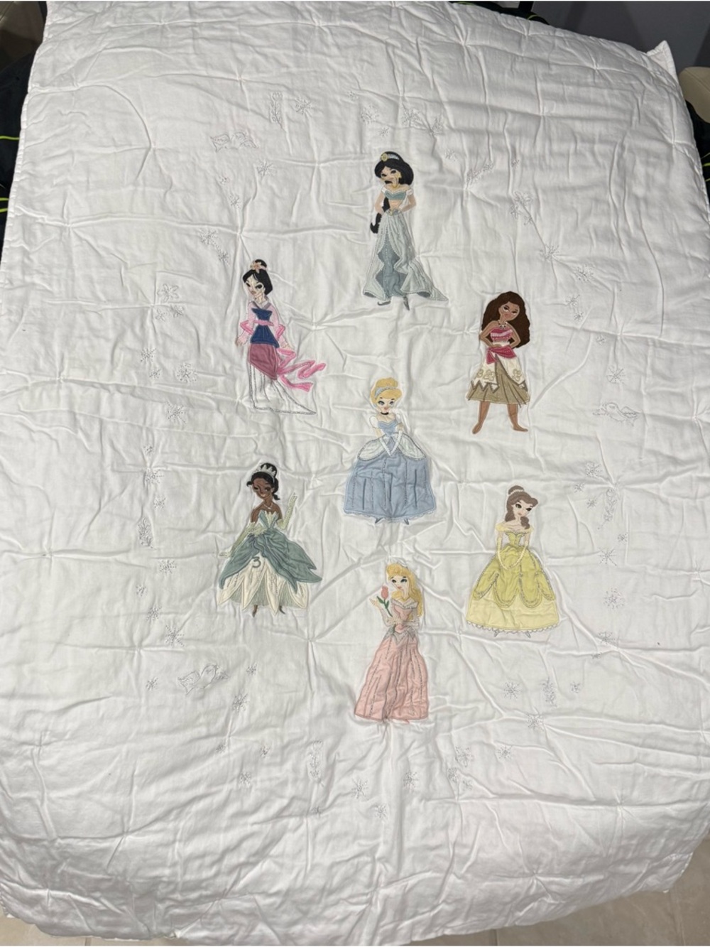 Pottery Barn Kids White Quilted Blanket with Colorful Disney Princess Appliqués